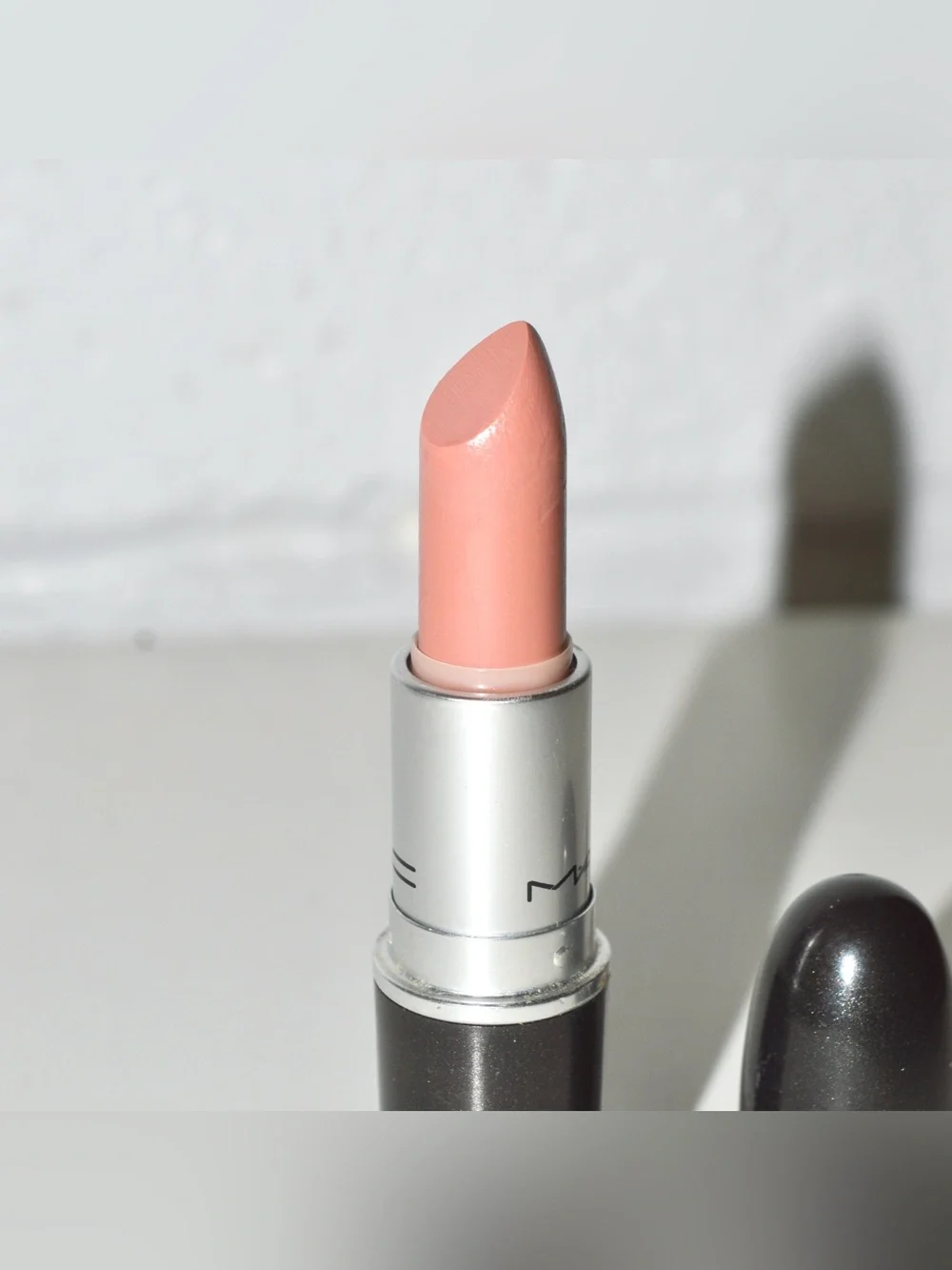 MAC Cosmetics Lipstick *HUE* Discontinued Rare Perfect Pink Nude Like New